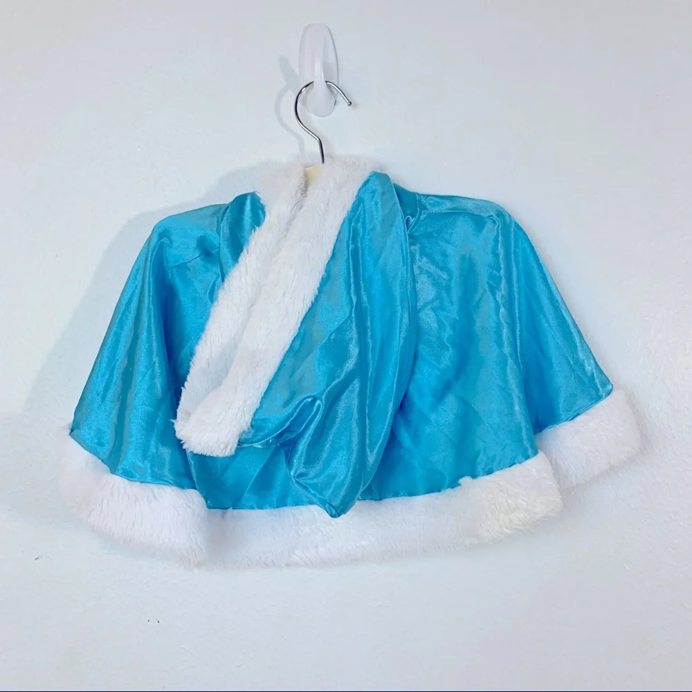 COPY - Disneys Frozen Elsa cape with fur hood EUC Sz 6 Cape only